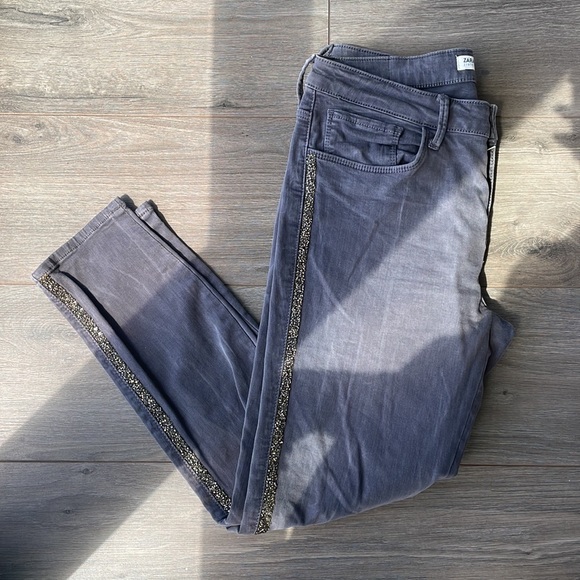 Zara gray light wash stretchy crystal studded ankle legging denim pants size 10 - Picture 9 of 14